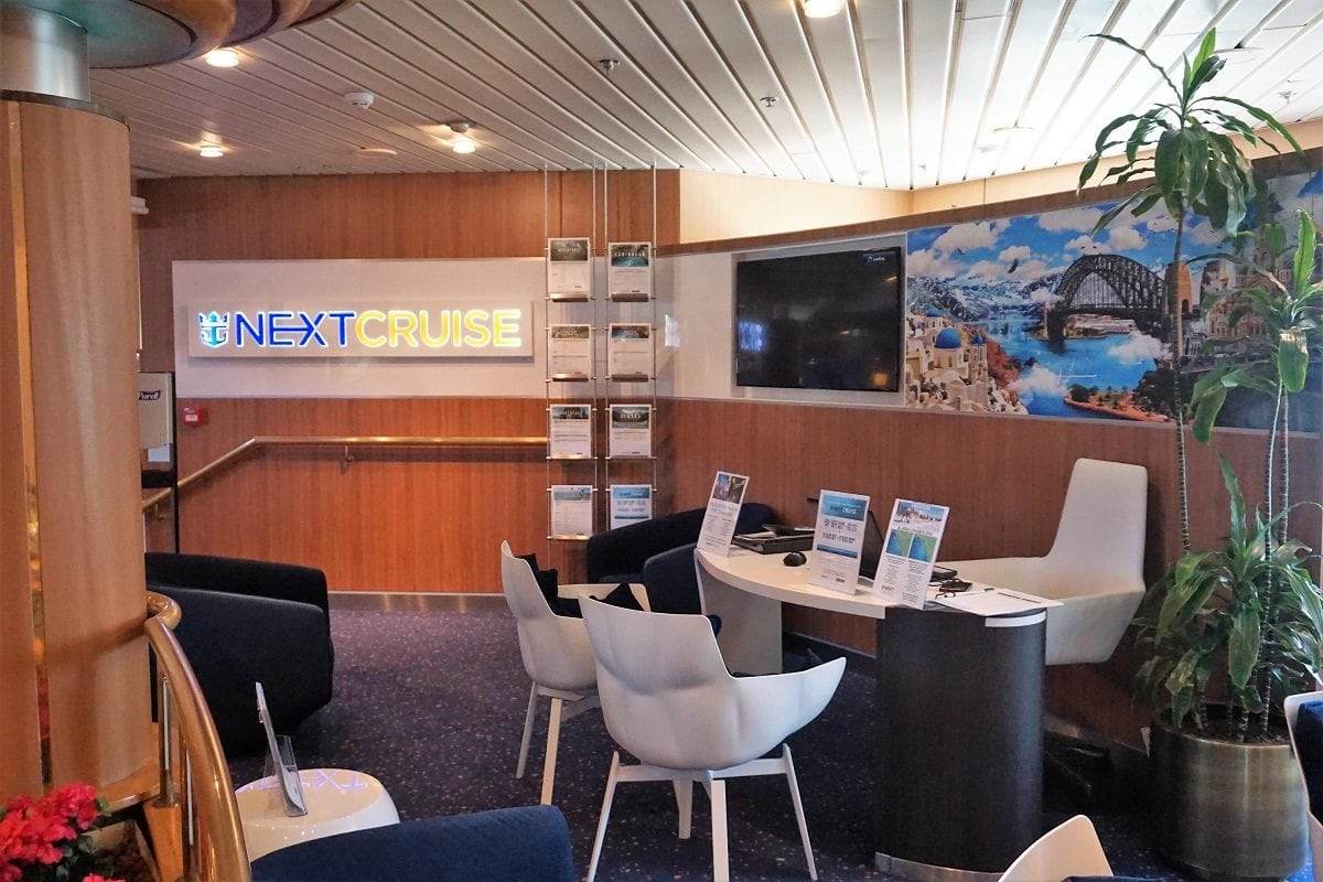 why-you-should-use-a-travel-agent-to-book-a-cruise-eatsleepcruise