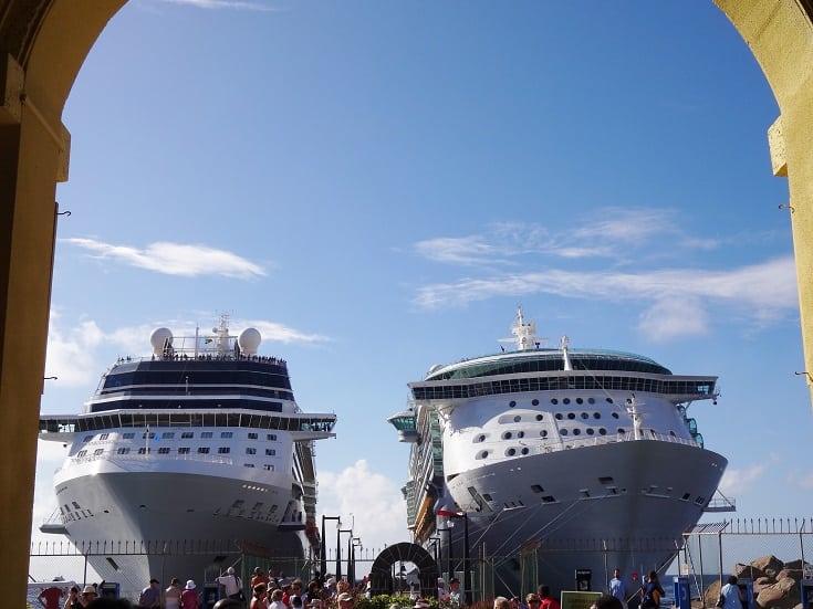 Picking The Perfect Ship For Your Cruise A Comparison Of The Largest Cruise Ships In The World Eatsleepcruise Com