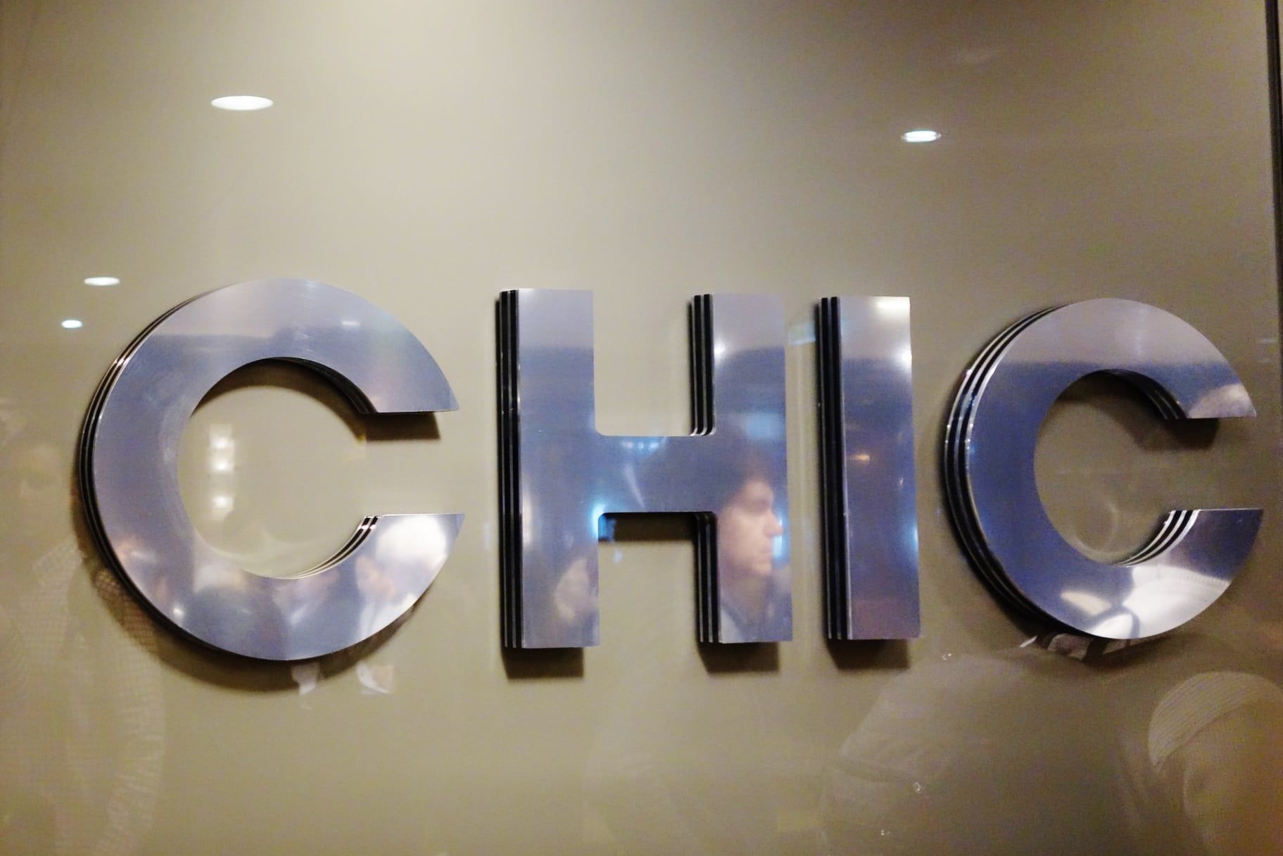 Quantum of the Seas: Dynamic Dining Review Chic Restaurant