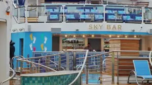 Bars on Quantum of the Seas