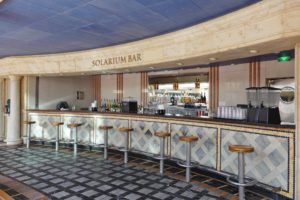 Solarium Bar on Adventure of the Seas