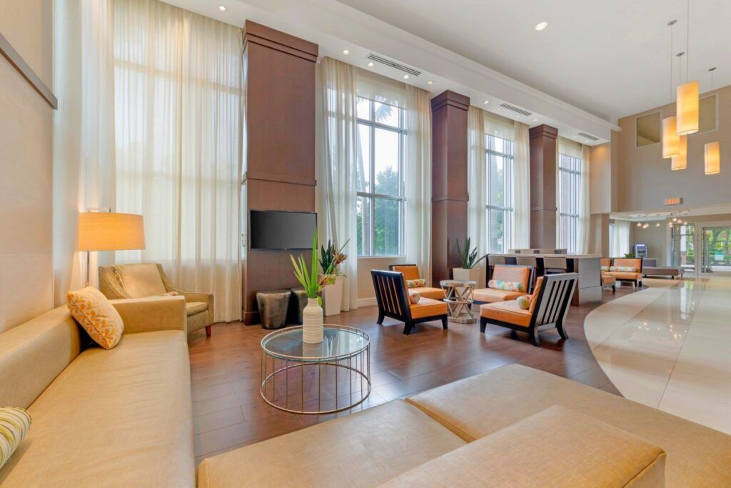 Comfort Suites Miami Airport North Lobby