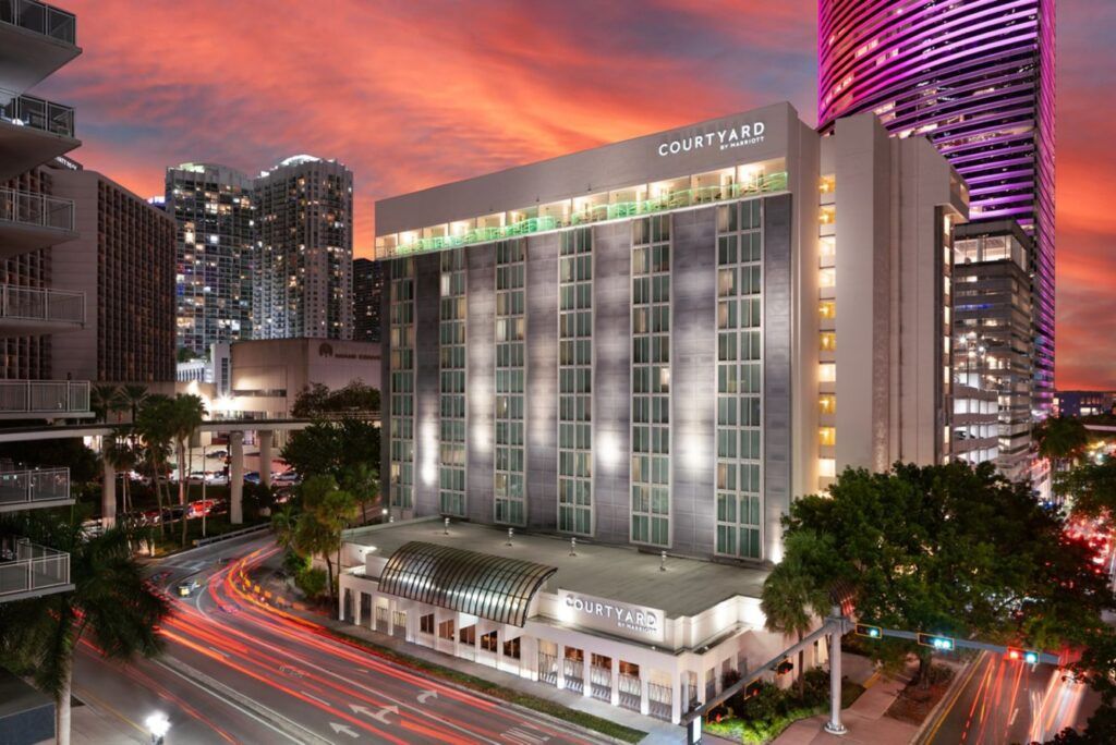 Courtyard Miami Downtown/Brickell is centrally located