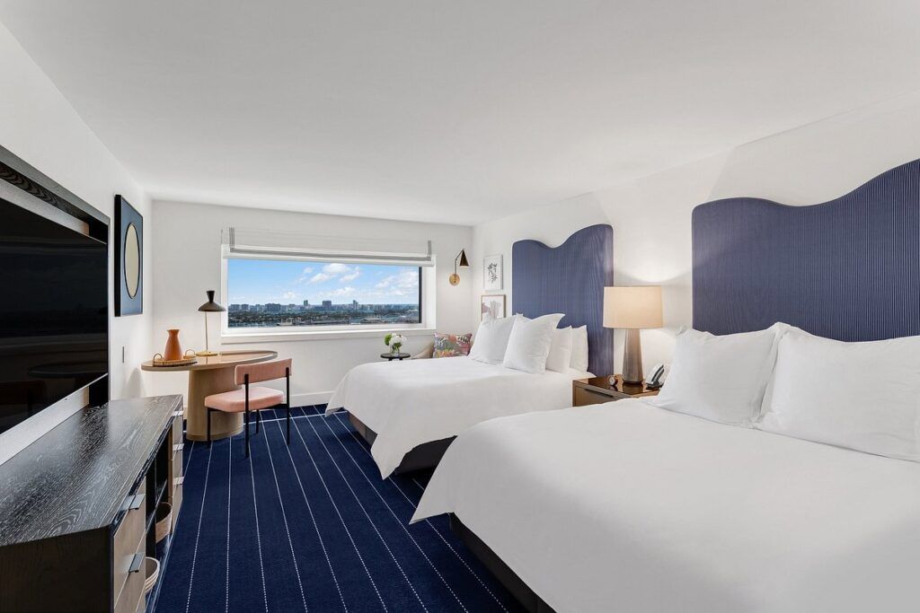 The InterContinental Miami is one of the best hotels near Miami cruise port