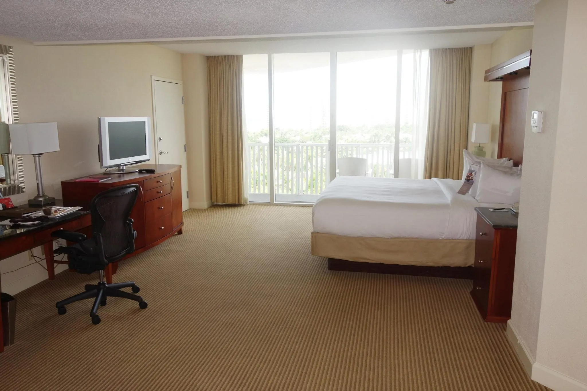 Hyatt Regency Pier 66 Review