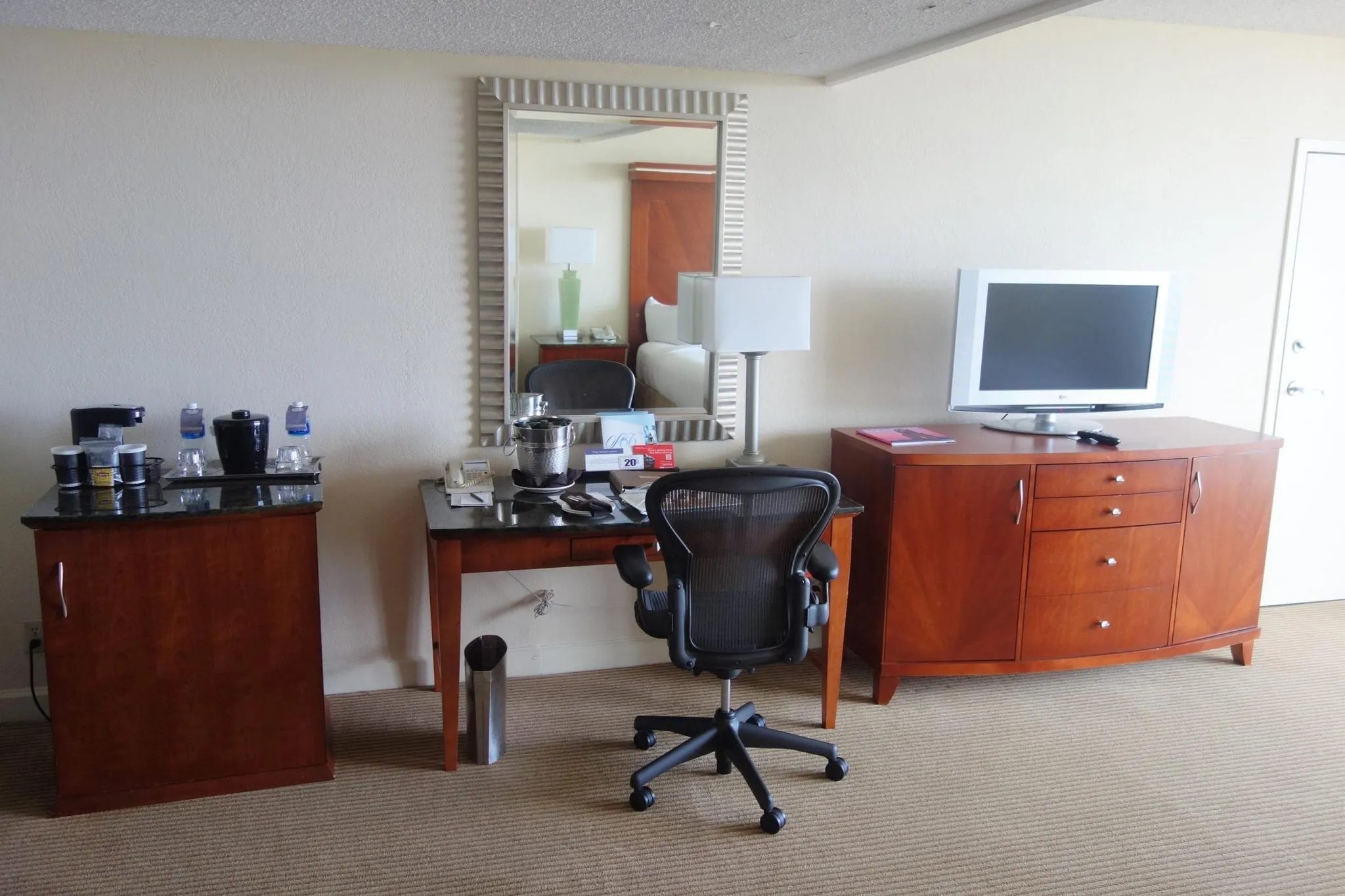 Hyatt Regency Pier 66 Review