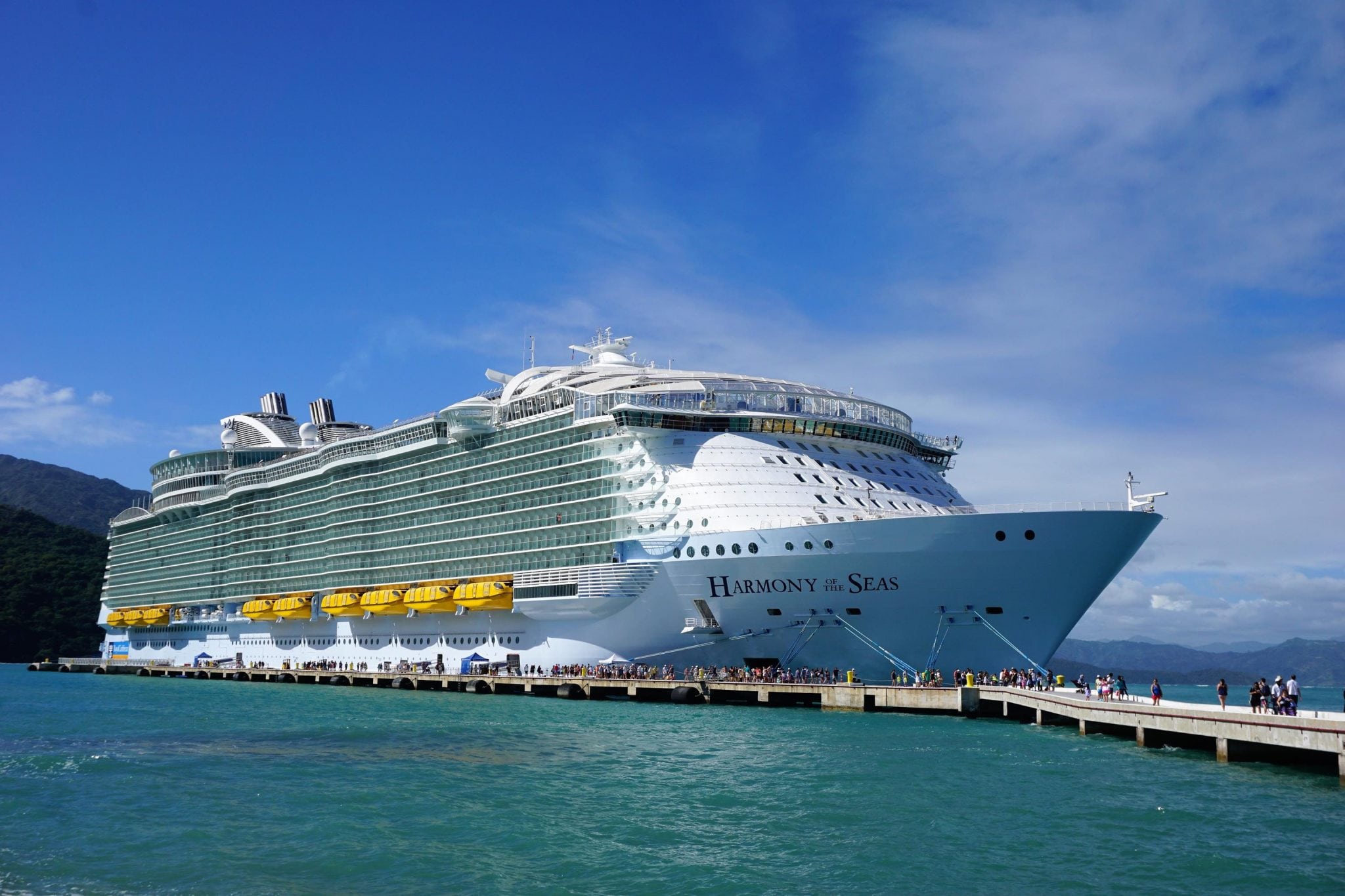 cruise ships eastern caribbean