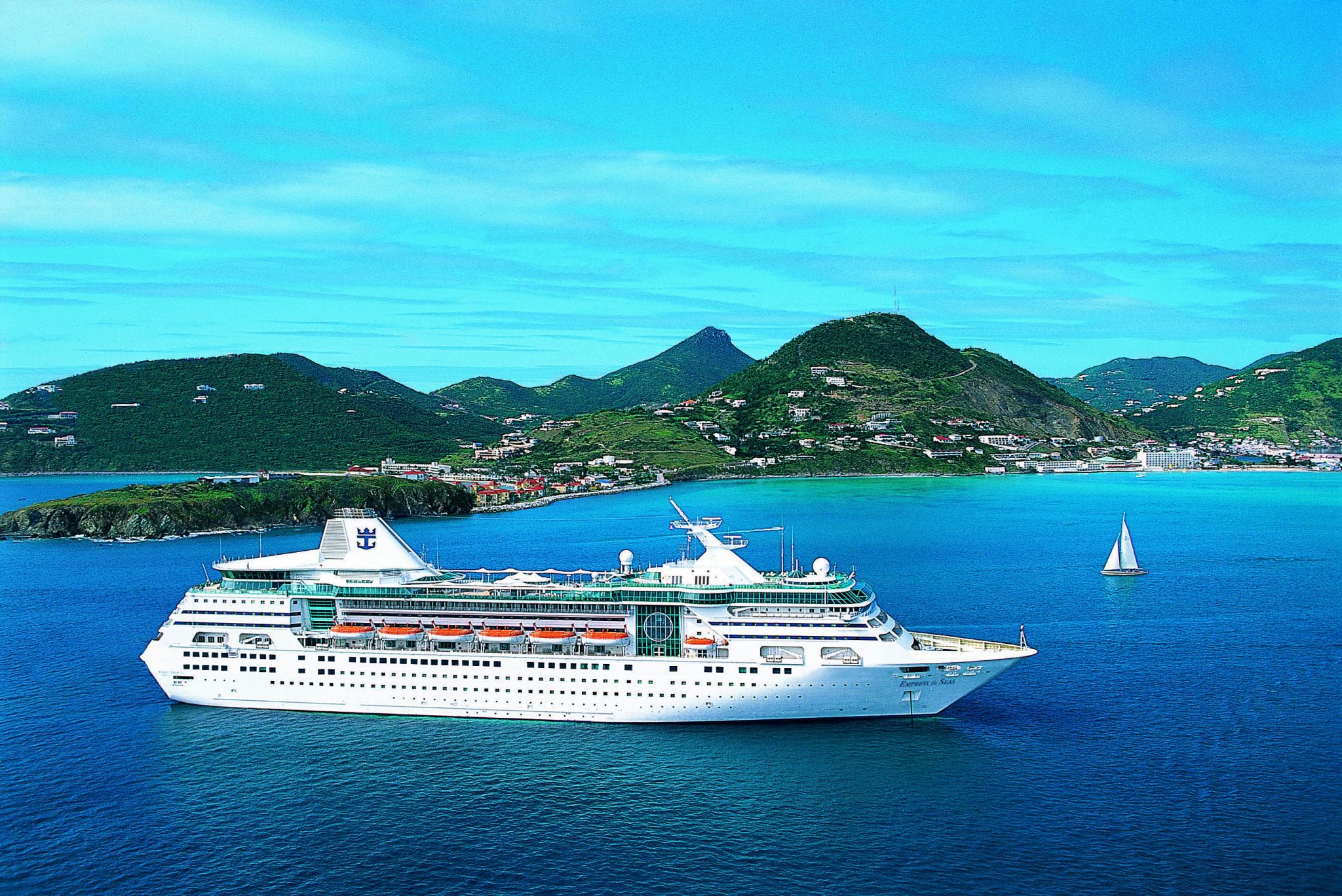 bermuda cruise season