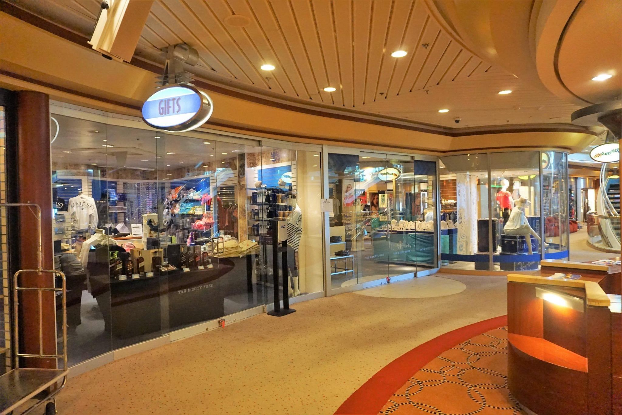 Shops on Majesty of the Seas
