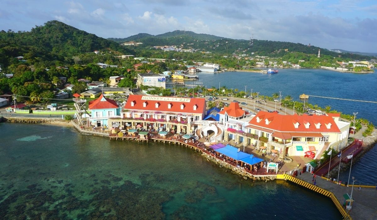 Best Things to Do in Roatan, Honduras on a Cruise (2021)