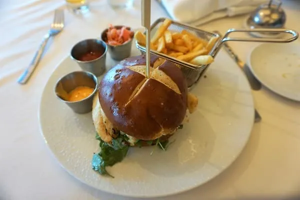 Lunch at the Epic Club on Norwegian Epic