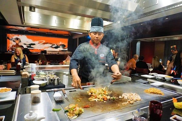 Chef at Hibachi Experience on Mariner of the Seas