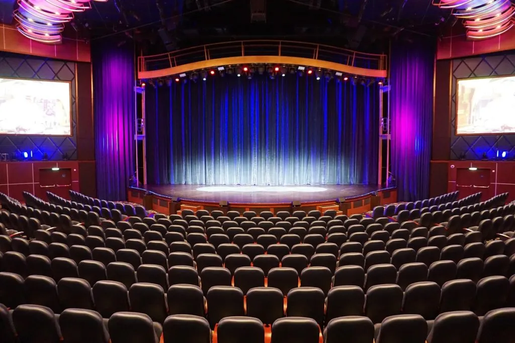 Main Theater on Symphony of the Seas