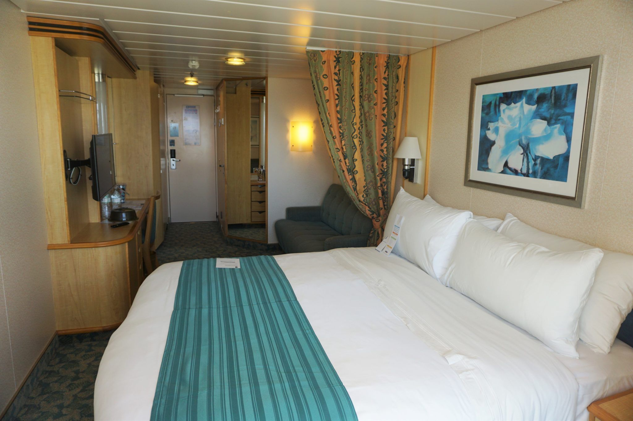 Freedom of the Seas Ocean View Balcony Cabin Review