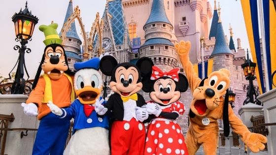Pros and Cons of Visiting Walt Disney World in 2021