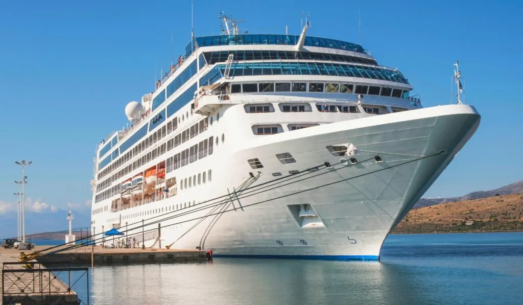15 Ridiculous (But Clever) Ways People Sneak Booze Onto Cruise Ships