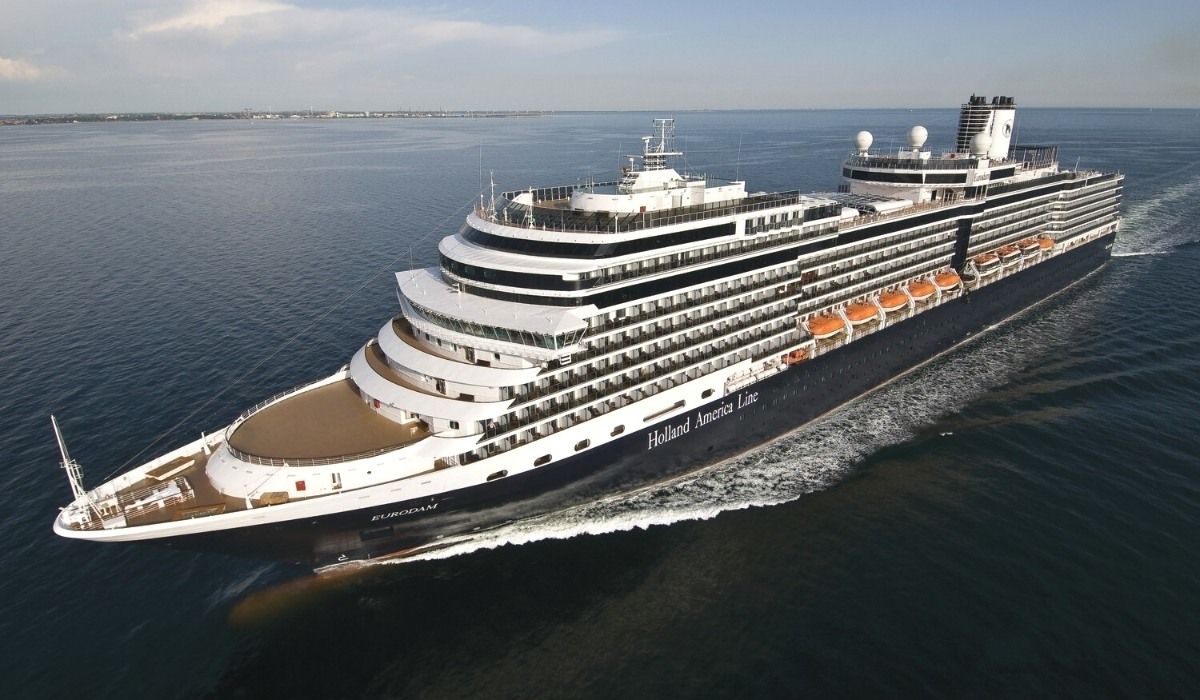 Holland America Adds New Shipboard Enrichment