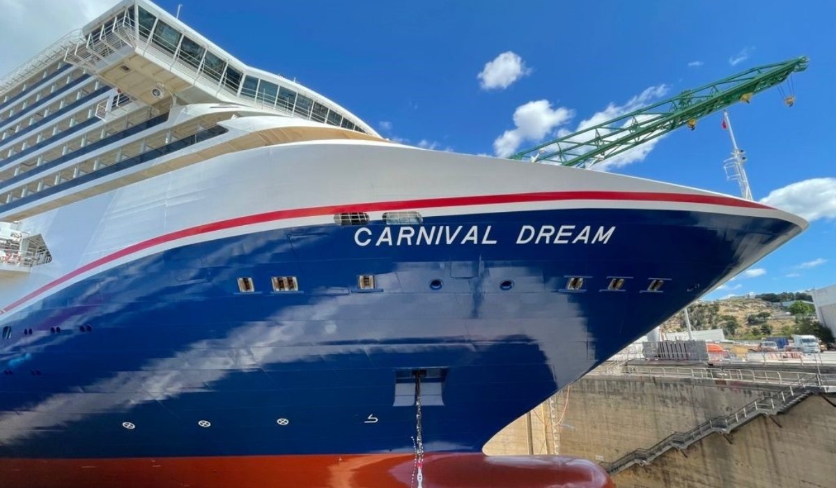 Carnival Dream Becomes Latest Ship To Receive New Hull Art