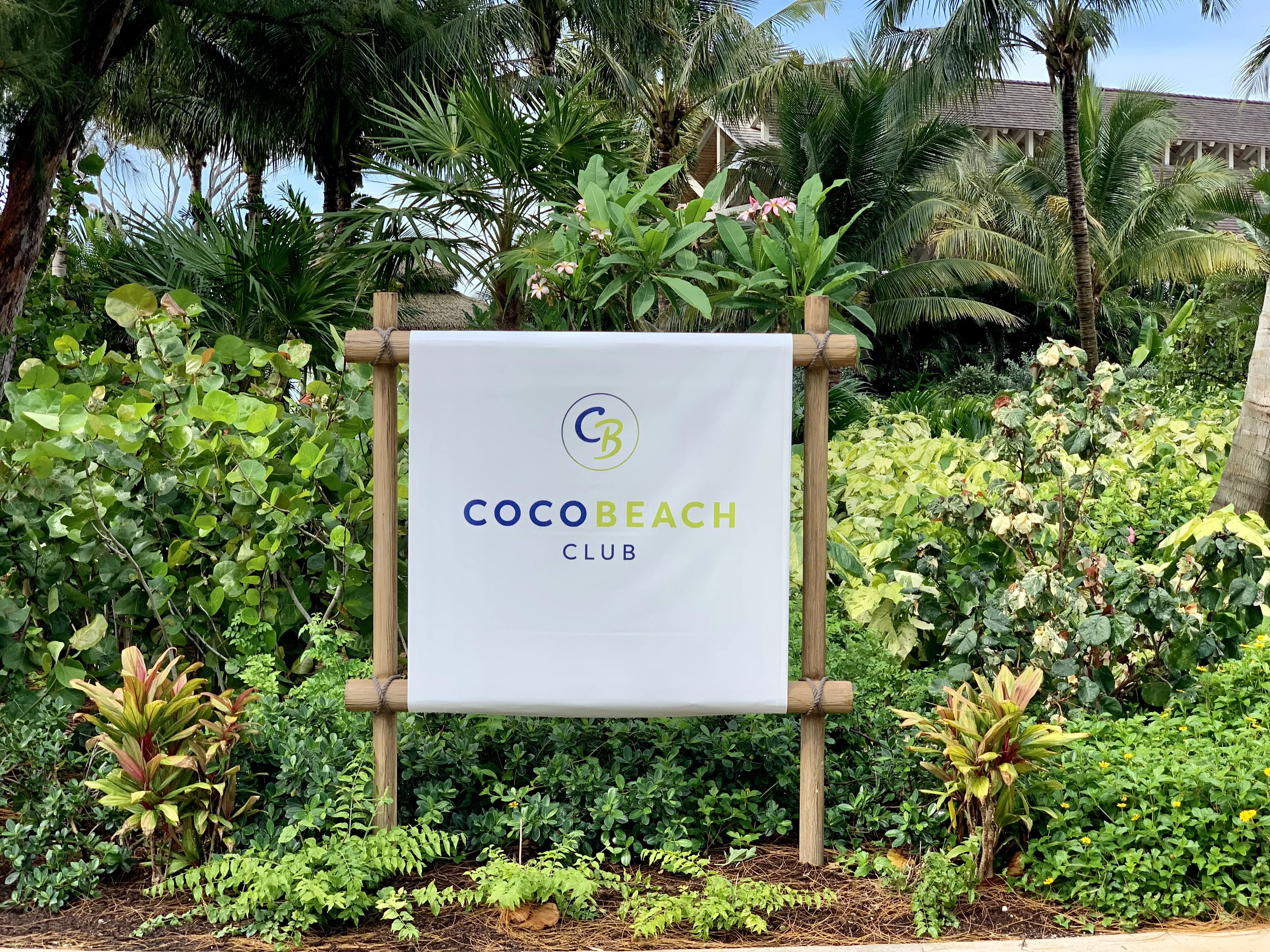 Coco Beach Club on Perfect Day at CocoCay