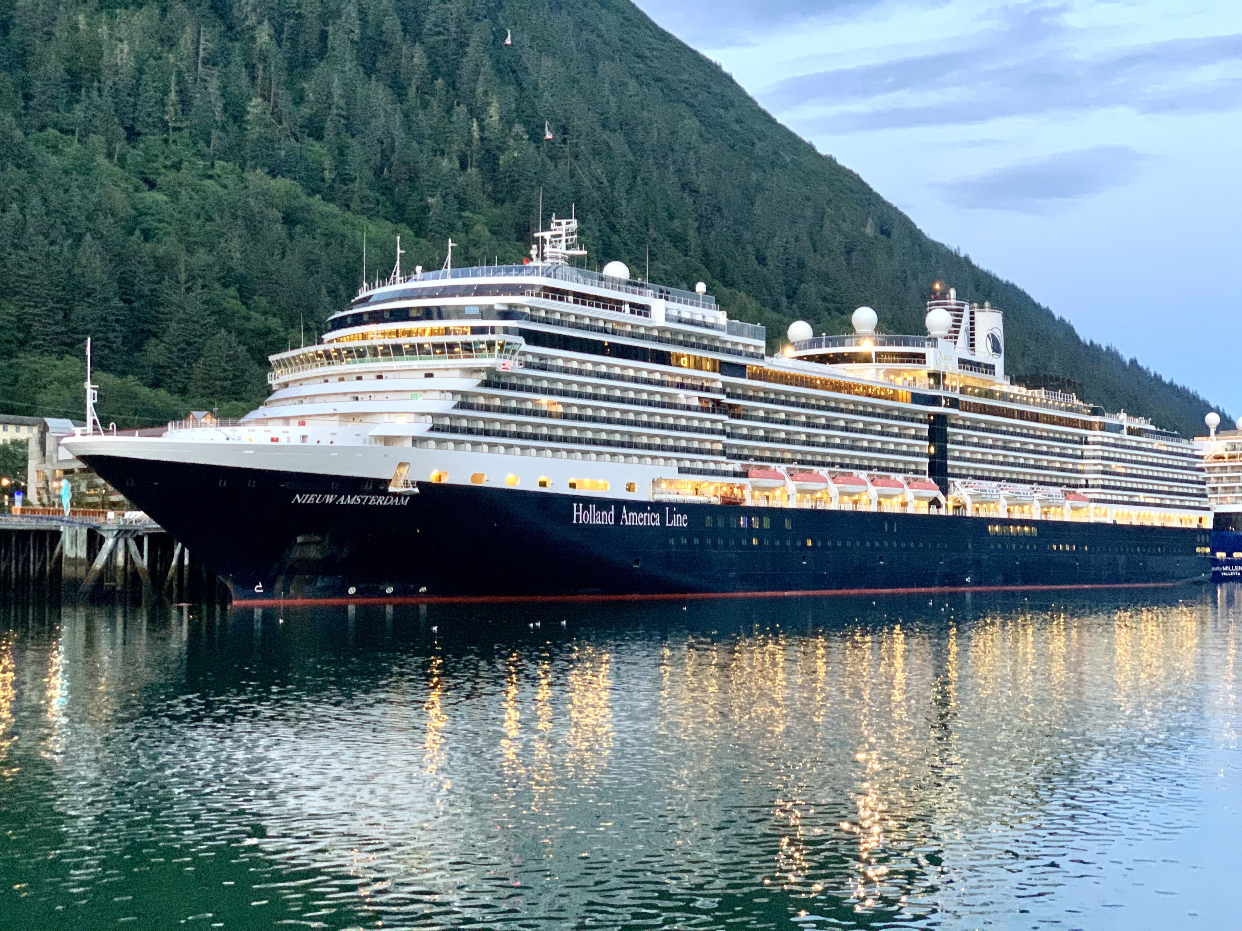 Top Things to Do on Holland America Line in Alaska