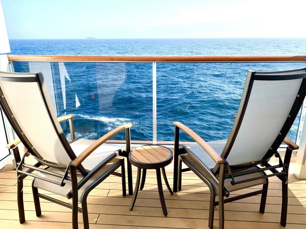 Pro Cruisers Would Never Leave Items Unattended on a Cruise Ship Balcony