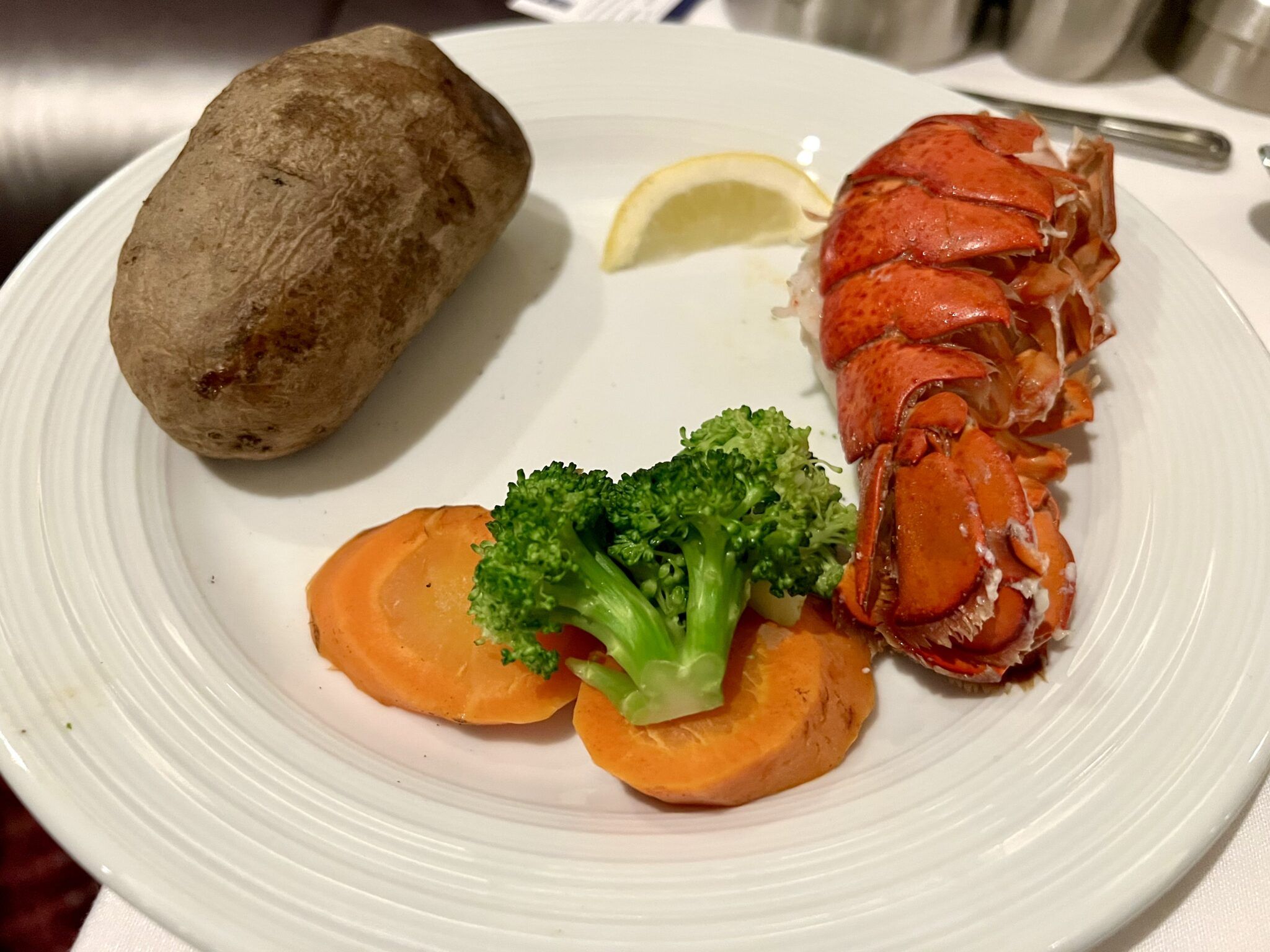 The Ultimate Wonder of the Seas Restaurant Guide With Menus!