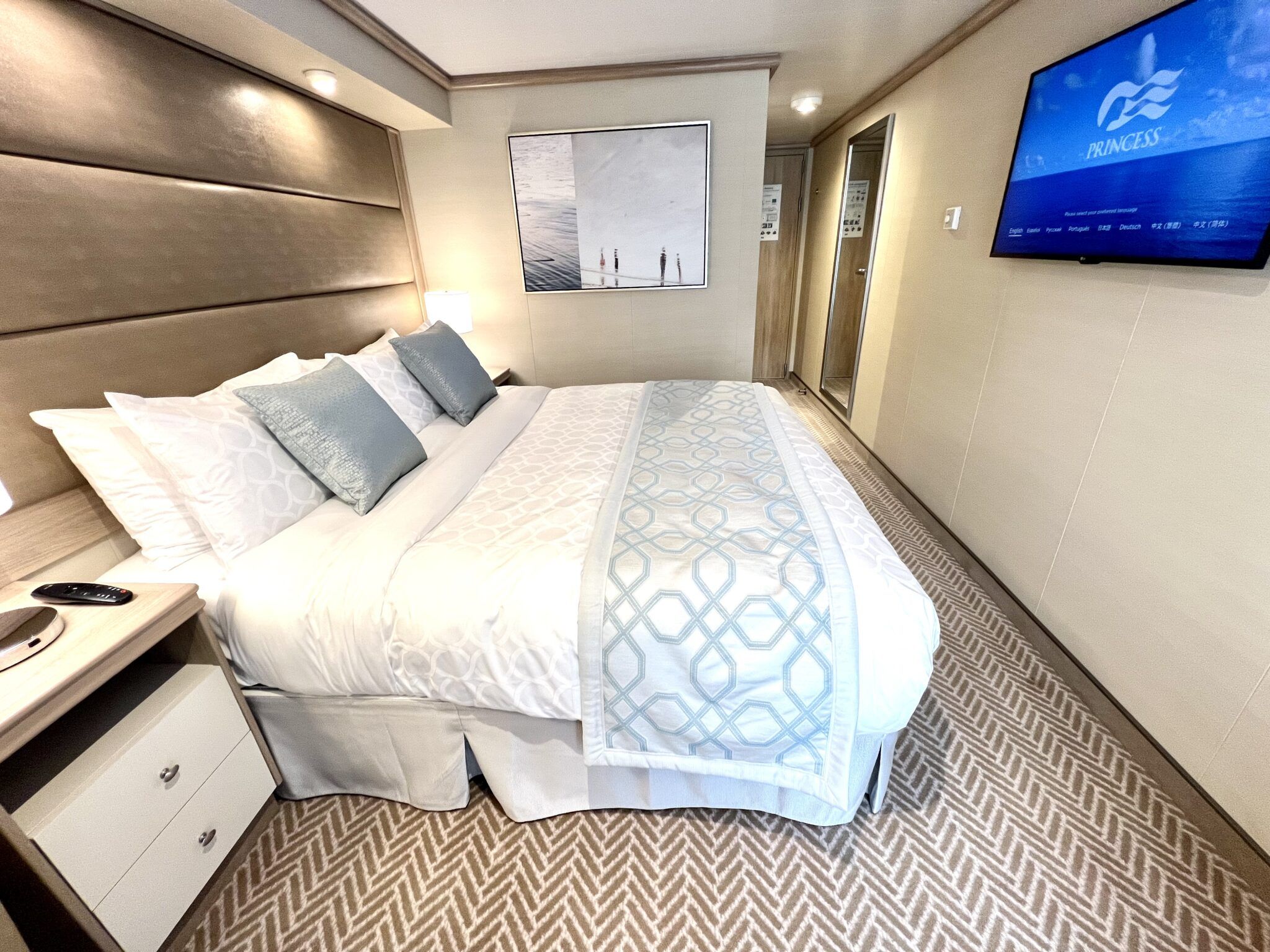 Discovery Princess Balcony Cabin Review - Eat Sleep Cruise