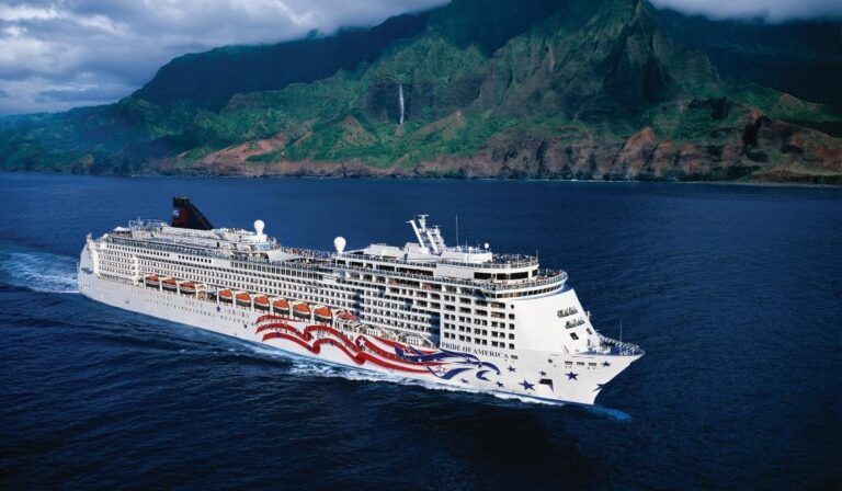 Norwegian Cruise Line Resumes Cruising in Hawaii