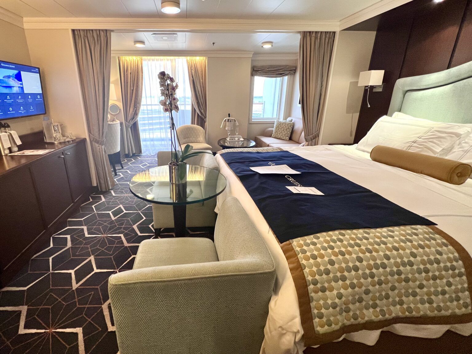 What Are the Best Rooms on a Cruise Ship?