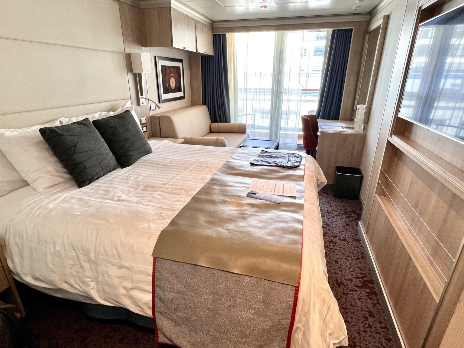 Holland America Verandah Cabin Review on Nieuw Statendam