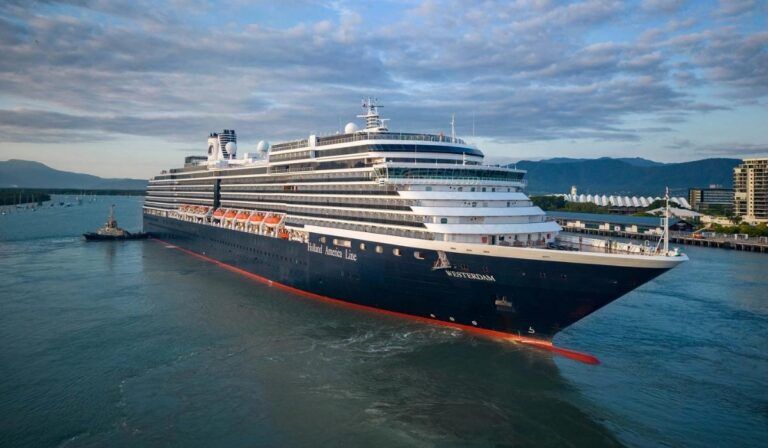 Holland America Line Returns to Australia