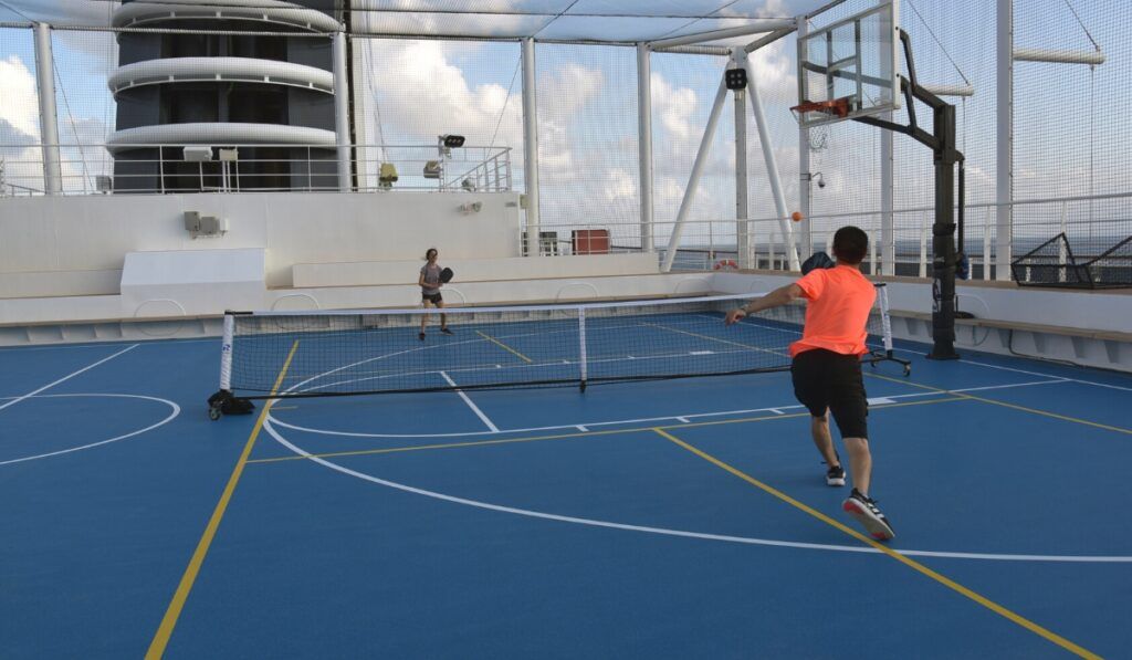 cruise ships with pickleball courts