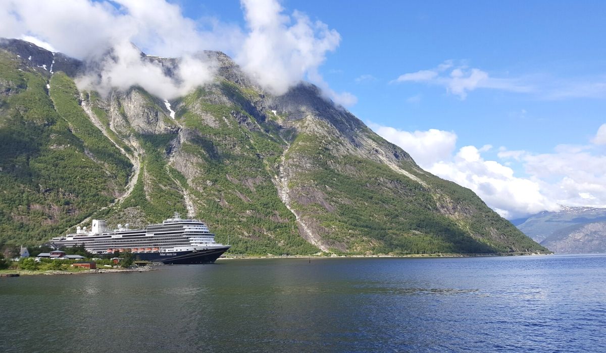 Holland America Introduces New Extended Voyages