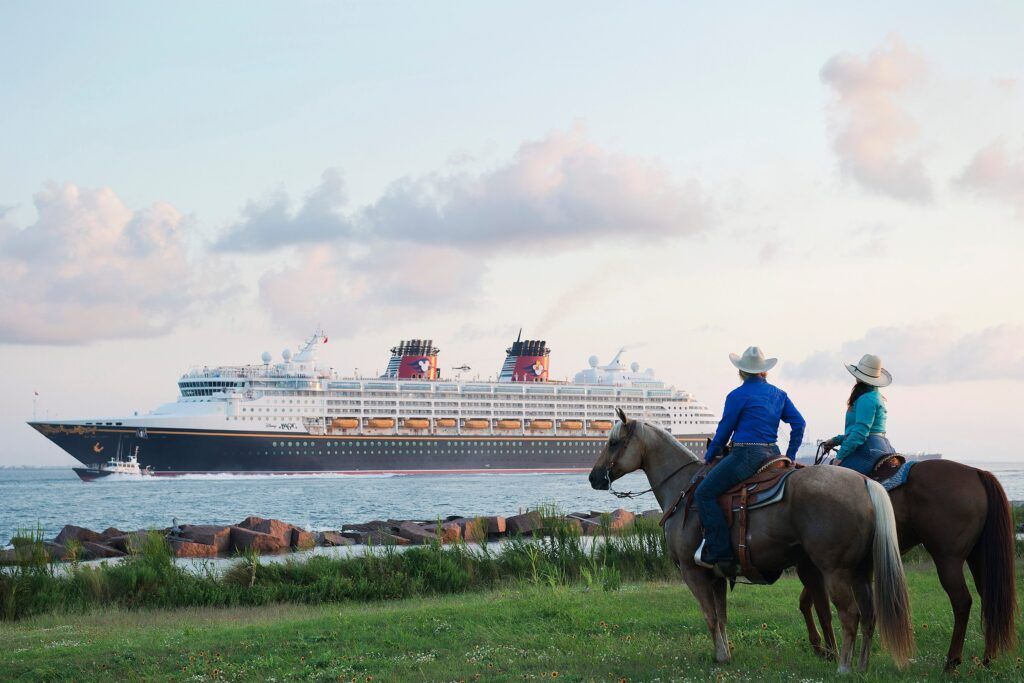 cruise ship sailing from texas