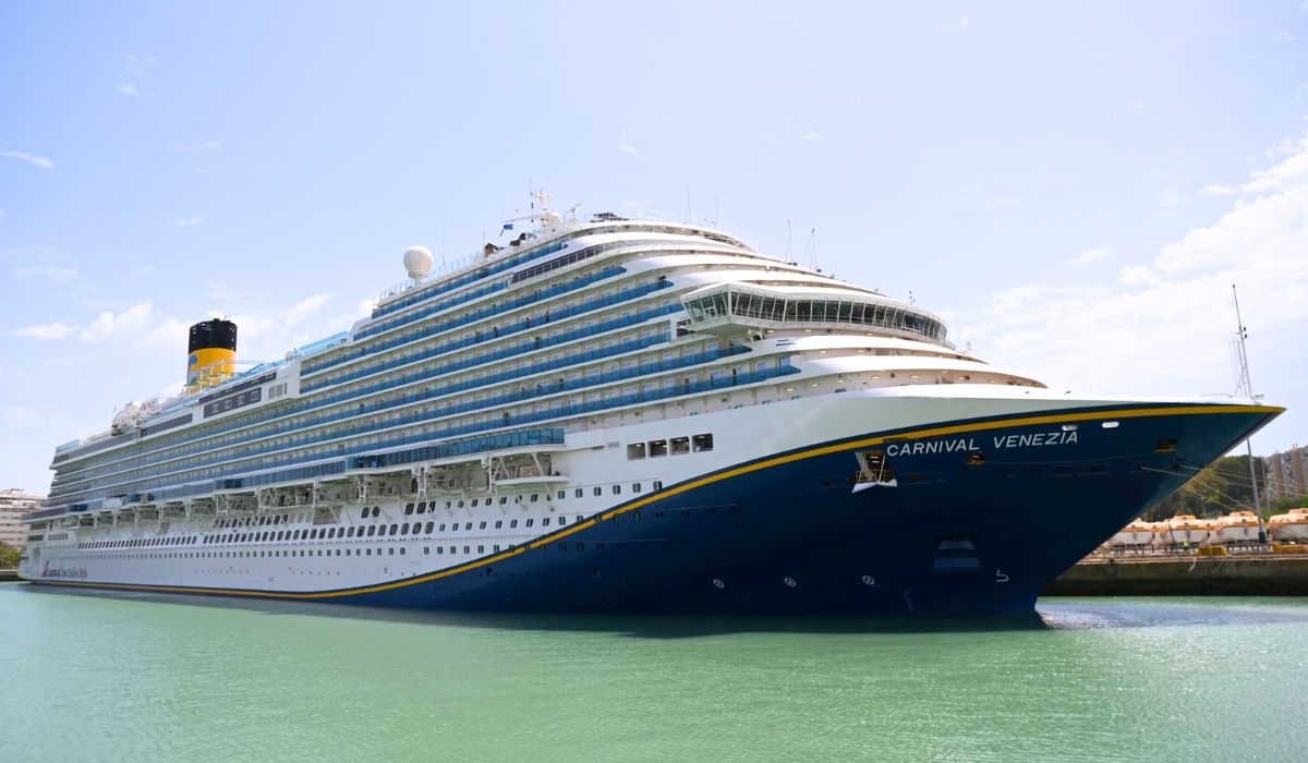 Carnival Venezia Gets New Livery With a Twist