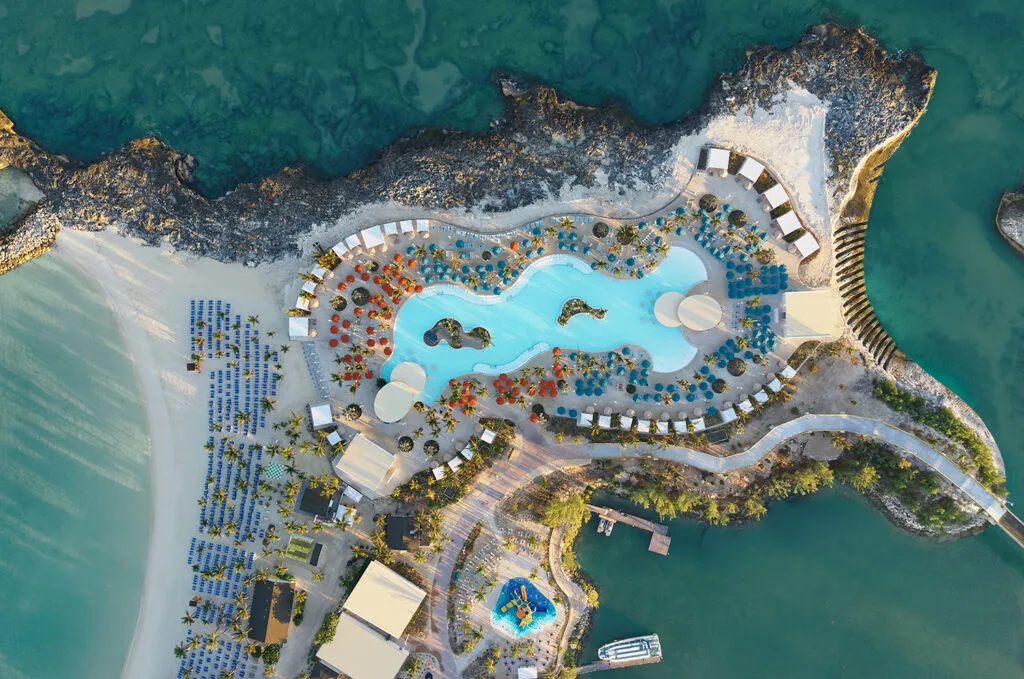 great stirrup cay lagoon pool norwegian cruise line