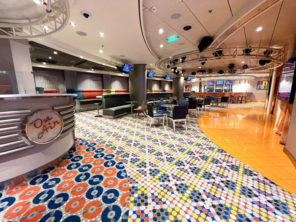 Harmony of the Seas Restaurants: Dining Guide with Menus