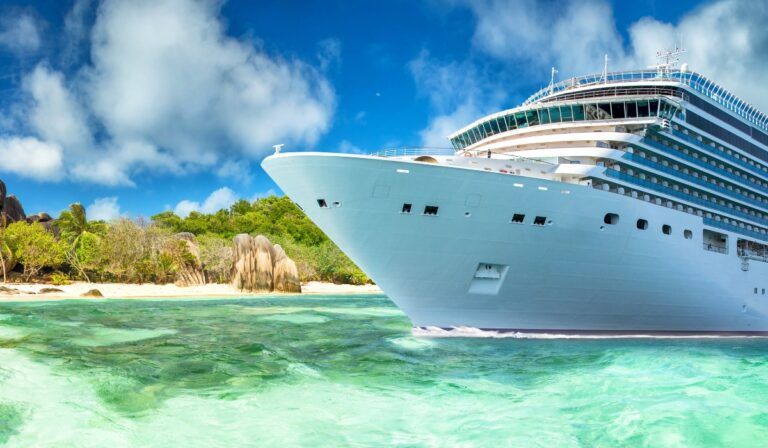 Should I Go on a Cruise? 5 Questions to Help You Decide