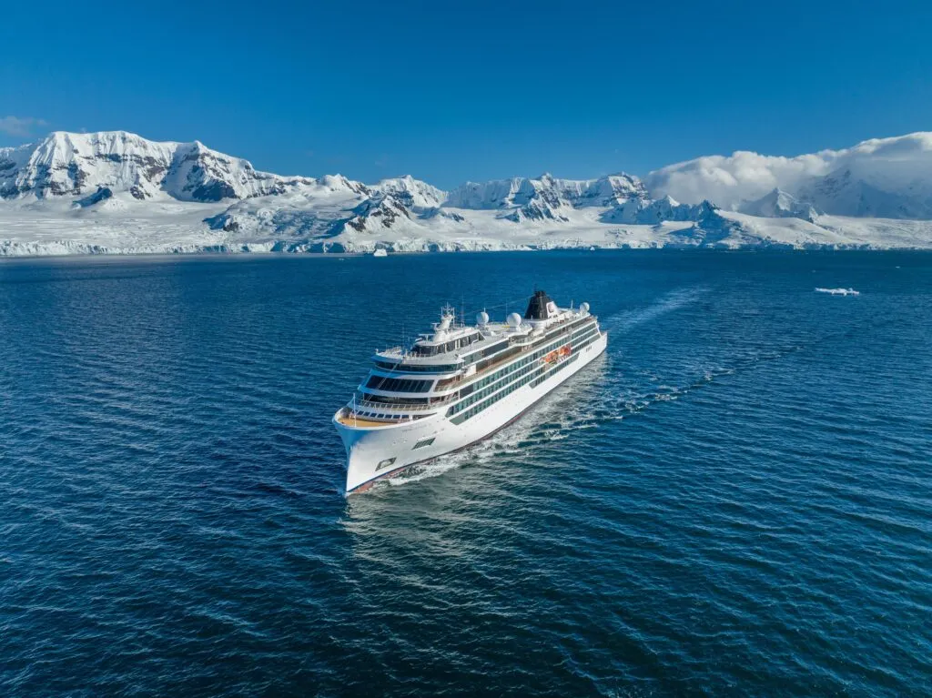 Complete guide to expedition cruising