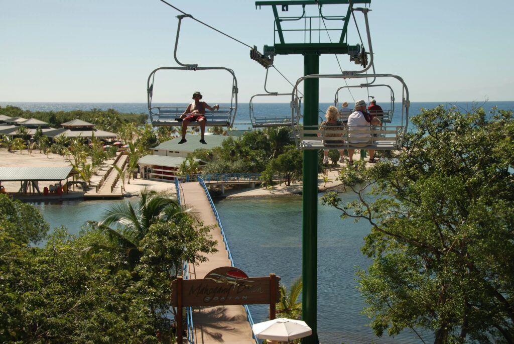 roatan honduras cruise port shopping