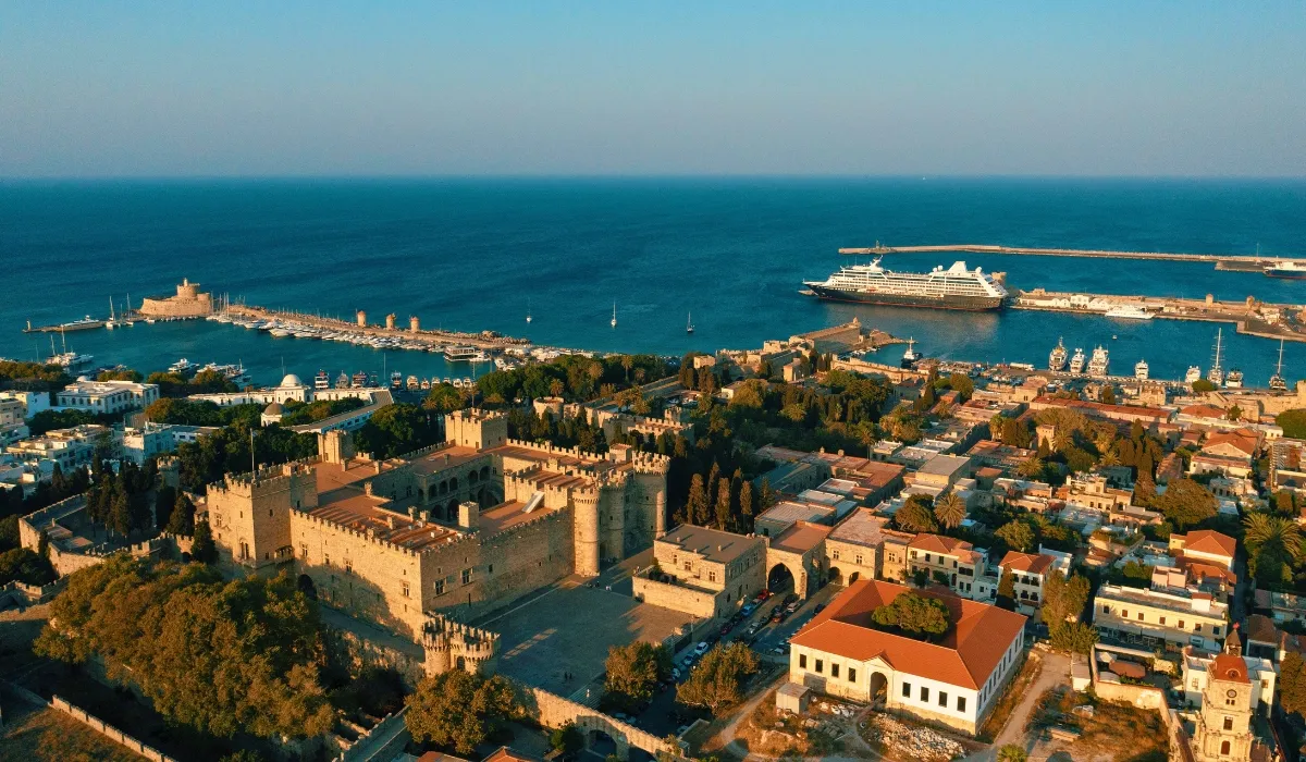 Azamara Enhances Land Program With Excursions By National Geographic