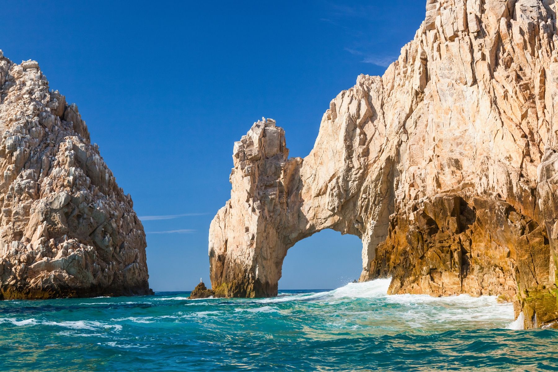 Cabo Arch - Eatsleepcruise.com