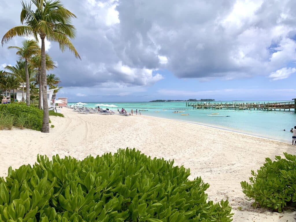 Here's Our Picks for the Best Beaches in Nassau, Bahamas For Cruisers