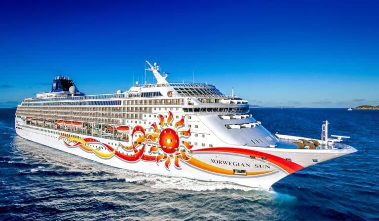 norwegian sun exterior featured