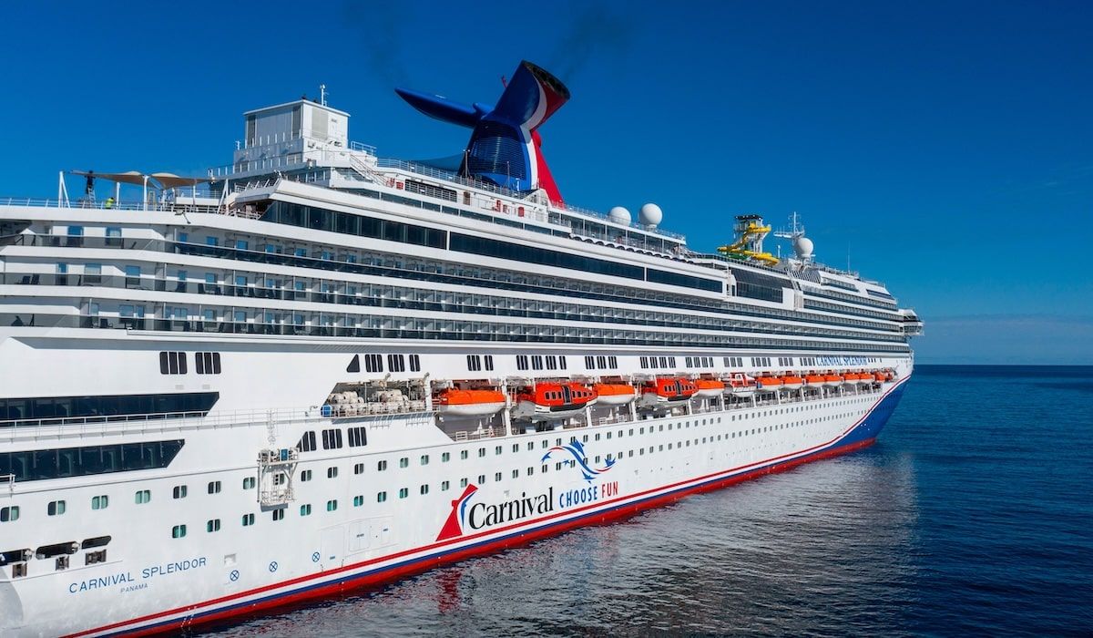 carnival splendor exterior