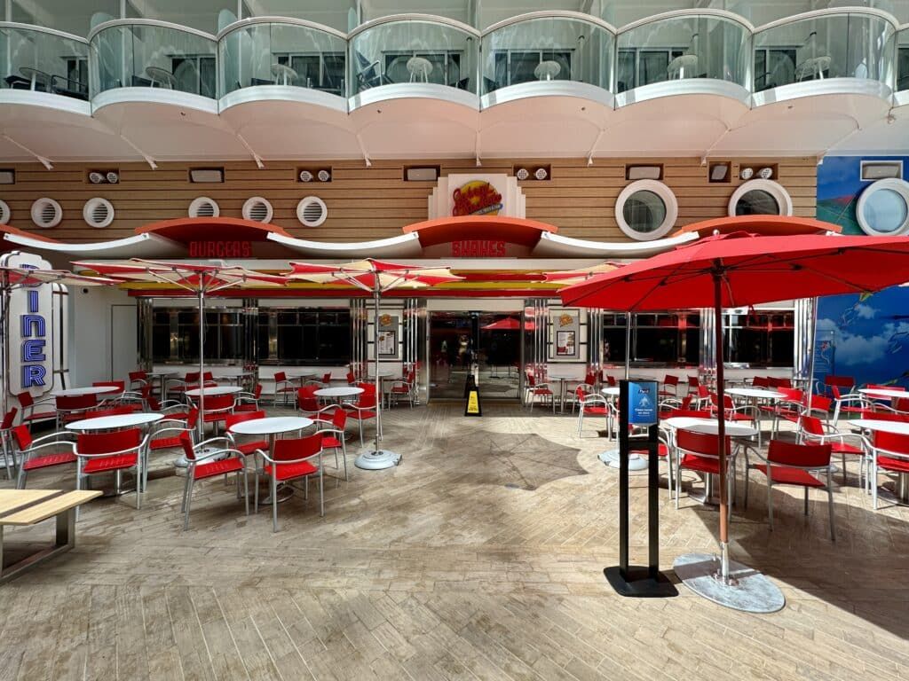 Utopia of the Seas restaurants