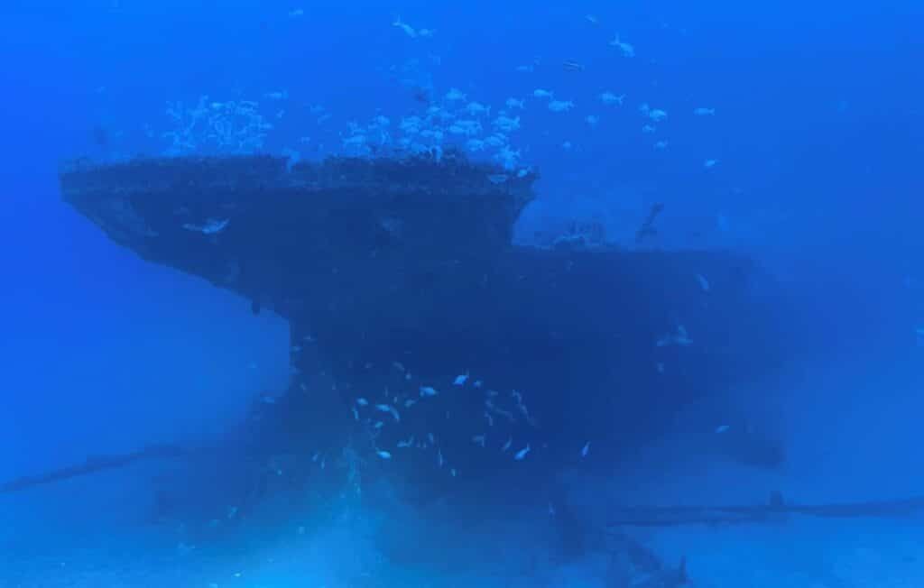 titania shipwreck seabourn pursuit submarine dive