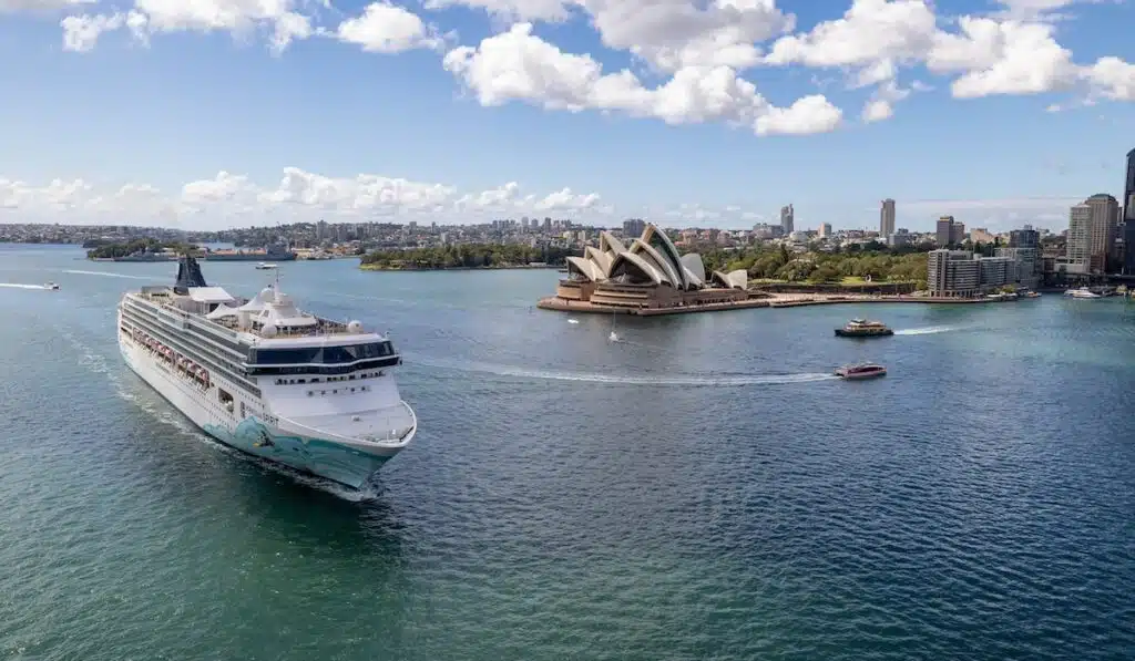 norwegian spirit in sydney australia 