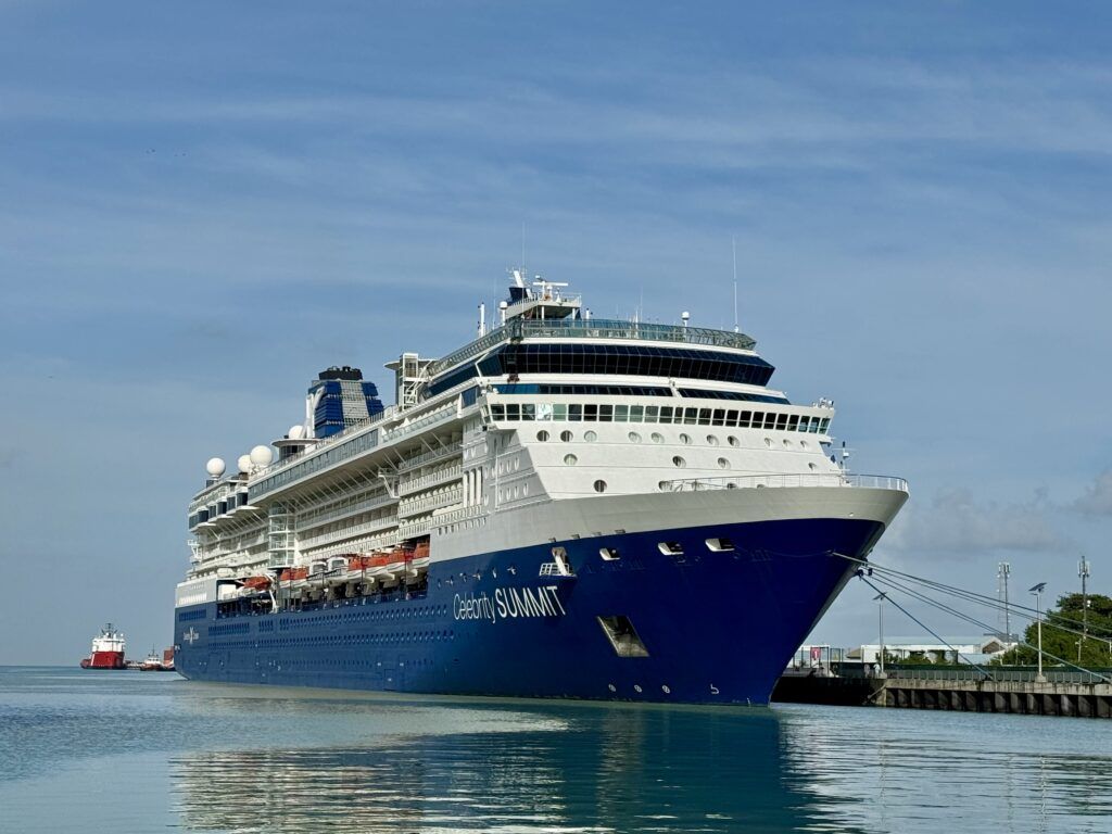 Celebrity Summit ship review