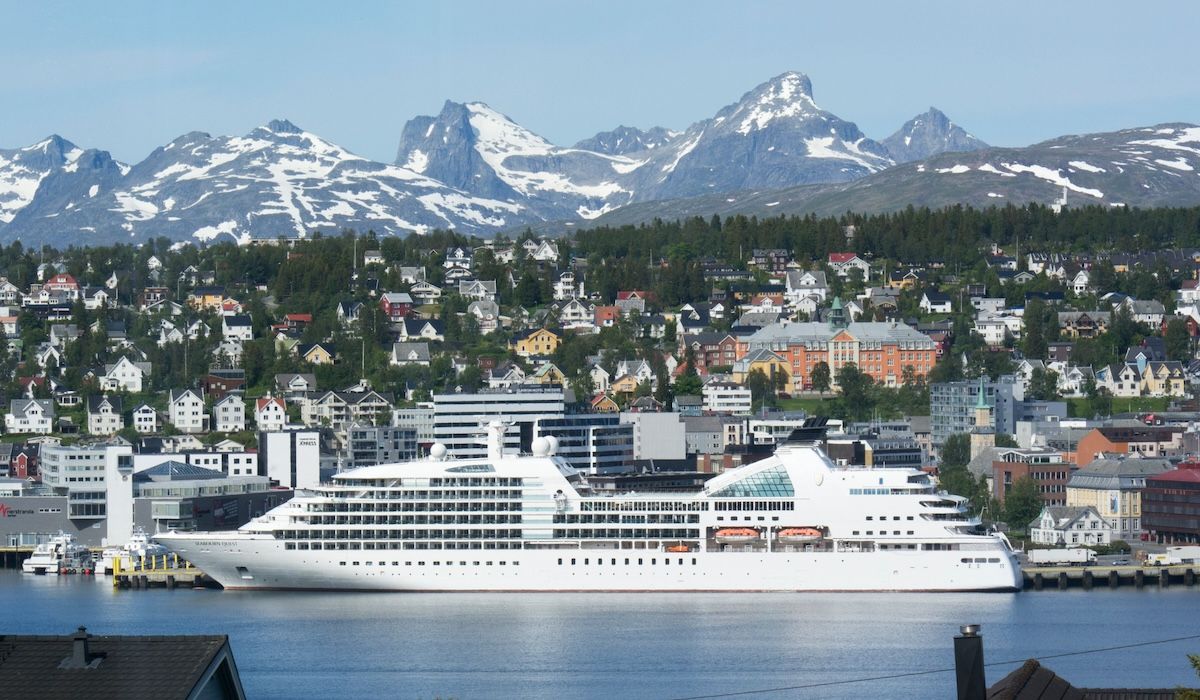 seabourn cruise ship tromso norway